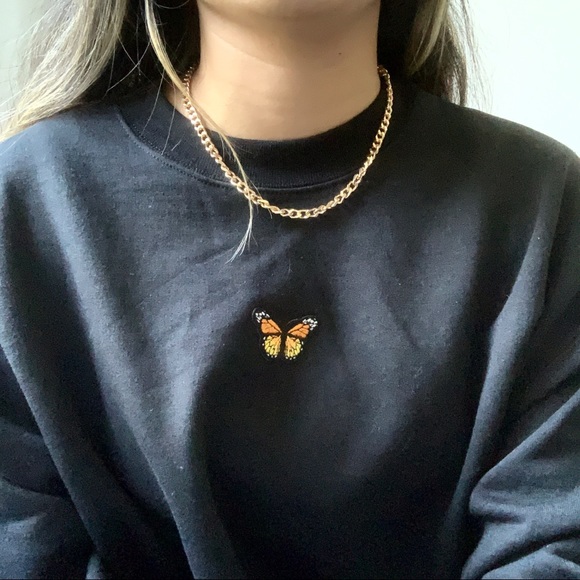 n e w ✨ butterfly crewneck sweater🖤 - Picture 5 of 10